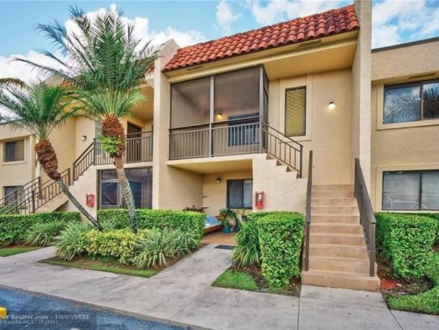 Condo for sale in Weston, Florida