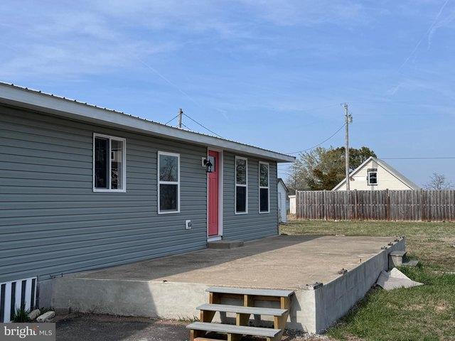 House for sale in Piney Point, Maryland