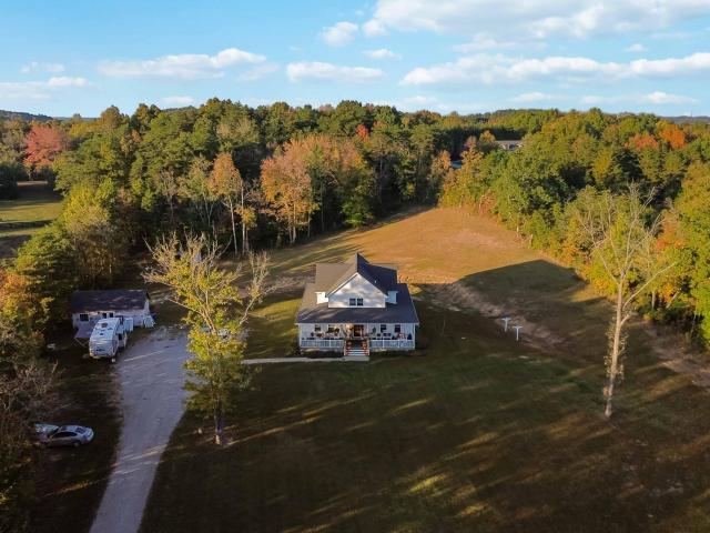 House for sale in Victory, East Bernstadt
