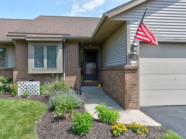 Condo for sale in Zeeland, Michigan