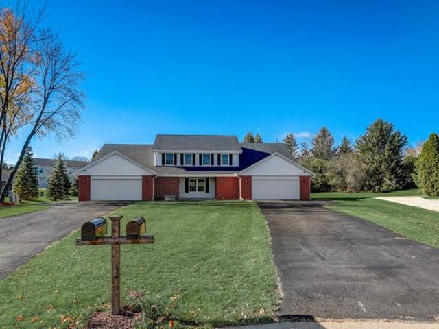 Townhouse for rent in Brookfield, Wisconsin