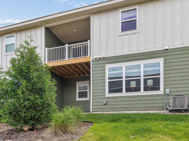 Townhouse for sale in Lakeville, Minnesota