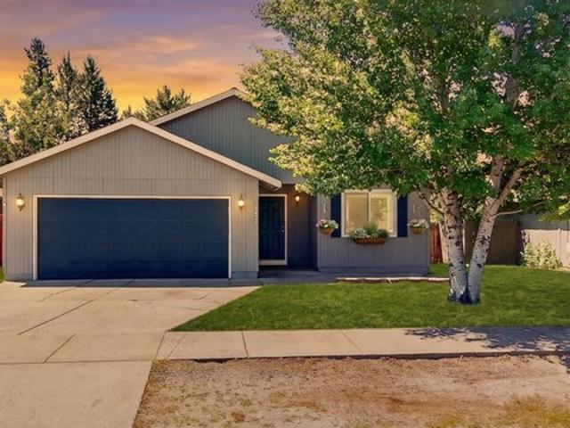 House for sale in Oregonia