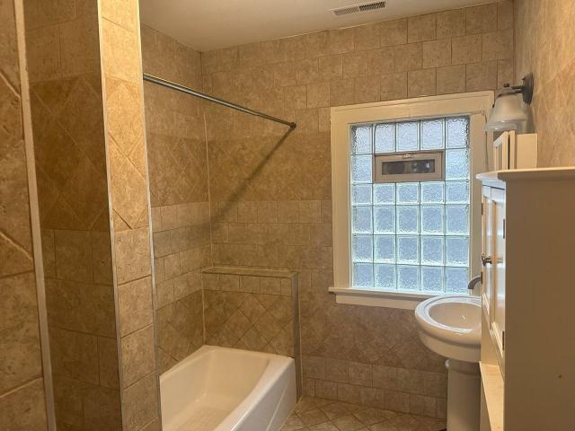 Apartment for rent in Milwaukee, Wisconsin