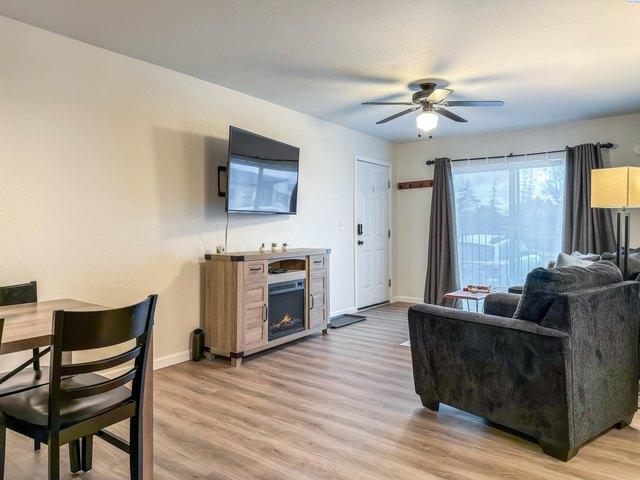 Condo for sale in Whitman, Washington