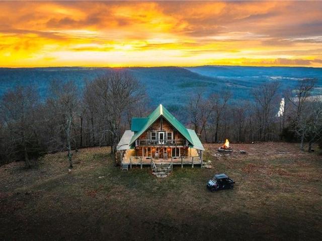 Farm for sale in Ark