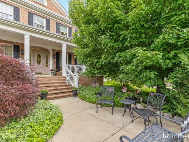 House for sale in Cascade Charter Township, Grand Rapids