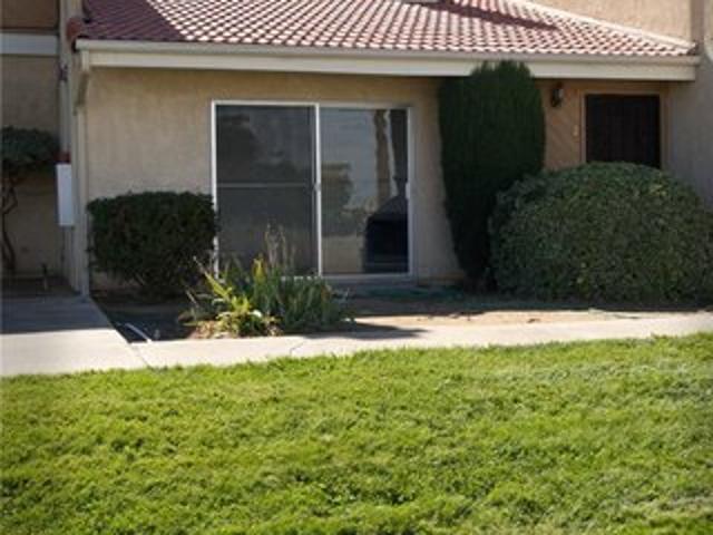 Condo for sale in Victorville, California