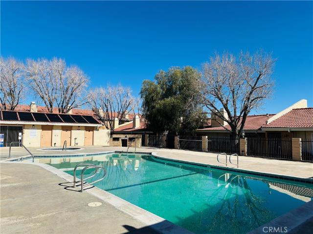 Condo for sale in Victorville