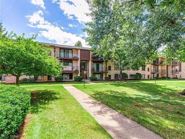 Condo for sale in Middleburg, Ohio