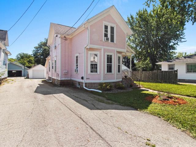 House for sale in Oshkosh, Wisconsin