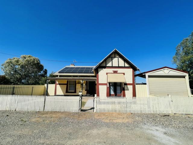 House for rent in Redbanks, South Australia
