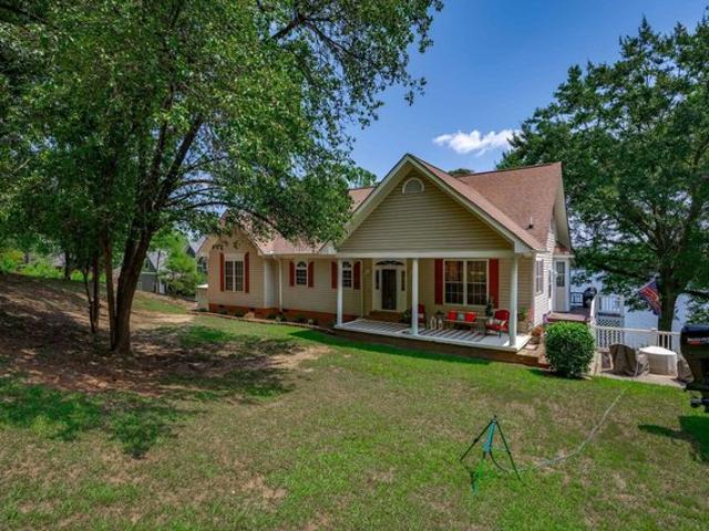 House for sale in Ridgeway, South Carolina