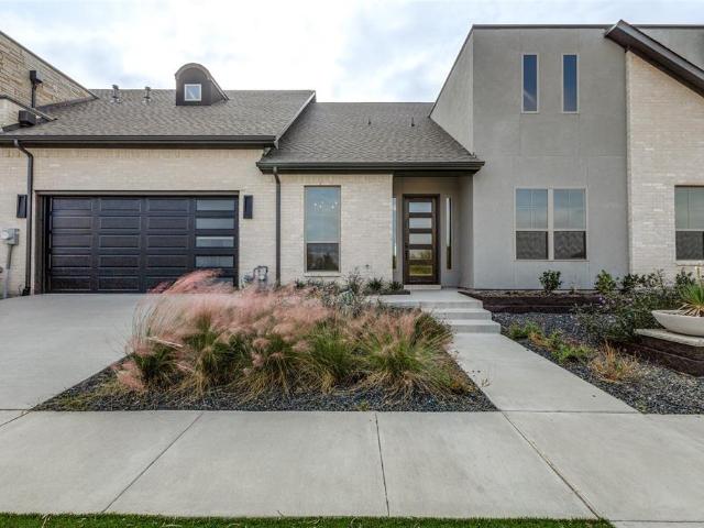 Townhouse for sale in Heath, Texas