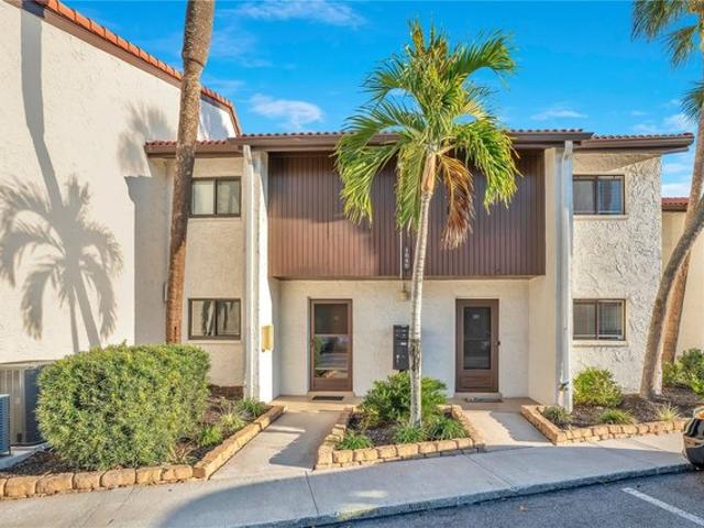 Townhouse for sale in Sarasota, Florida