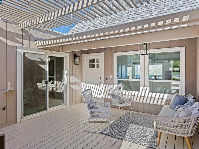 Townhouse for sale in Walnut Creek, California