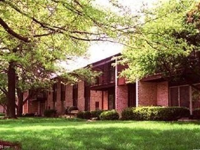Condo for sale in Middleburg Heights, Cuyahoga County
