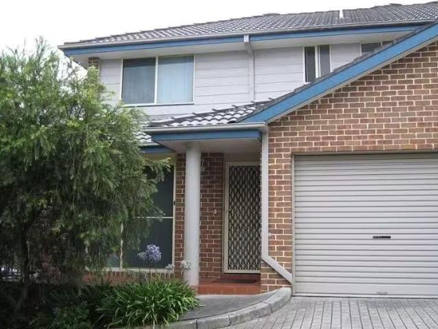 Condo for rent in Wollongong West, New South Wales