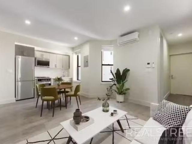 House for rent in Ridgewood