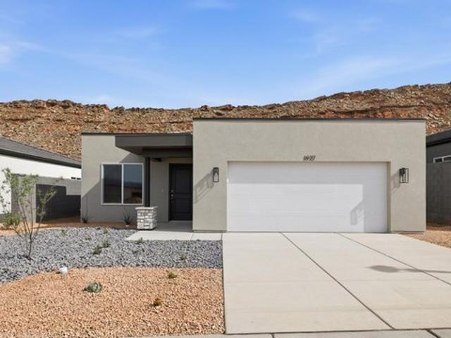 House for sale in Washington, Utah
