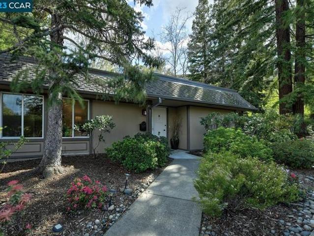 Condo for sale in Walnut Creek, California