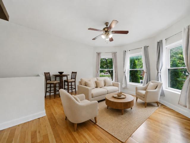 Condo for sale in Chicago Park, Illinois