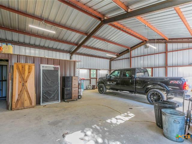 House for sale in Holland, Texas