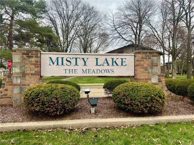 Condo for sale in Middleburg, Ohio