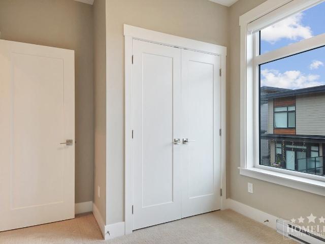 Apartment for rent in Surrey, British Columbia