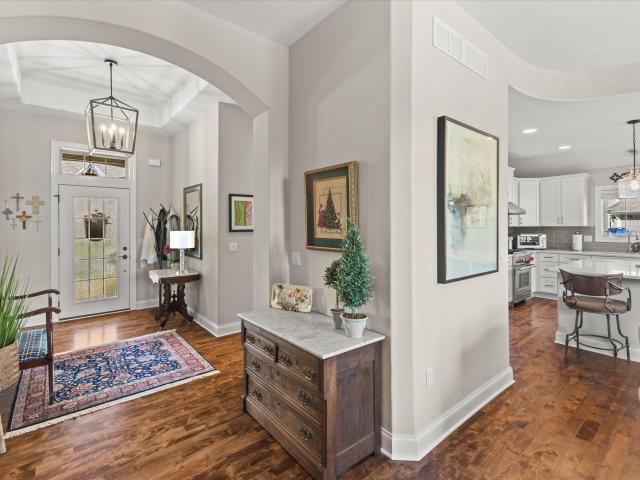 Condo for sale in Village Crossing at Pabst Farms, Oconomowoc