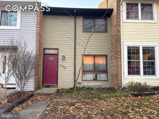 Townhouse for sale in Crofton, Maryland