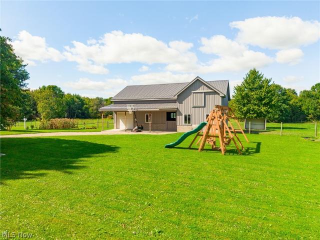 House for sale in Middlefield Township, Parkman Township