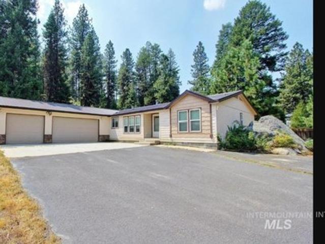 House for sale in Cascade, Idaho
