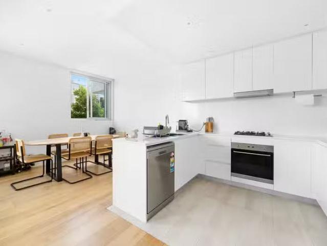 House for rent in Rose Bay