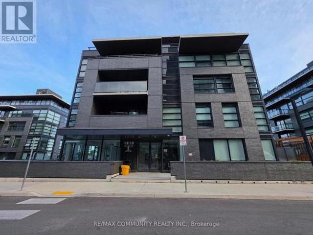 Townhouse for rent in Durham, Ontario