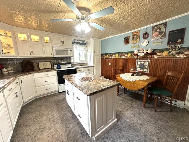 House for sale in Oneida, New York