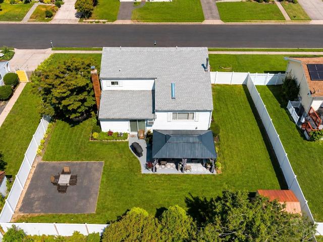 House for sale in Bohemia, New York