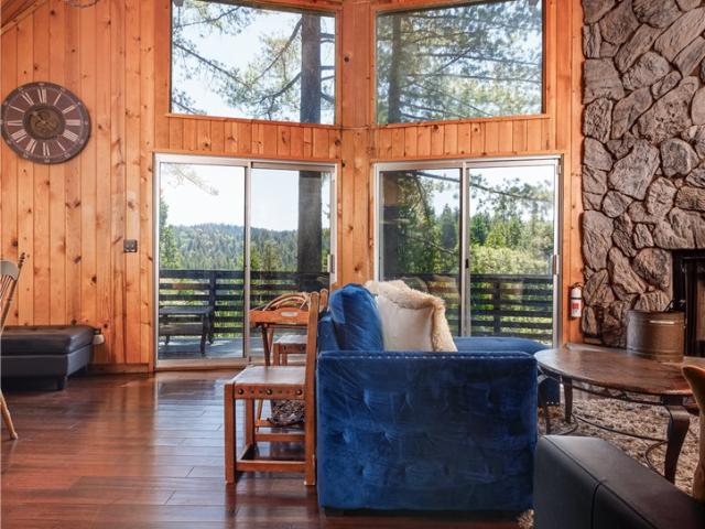 House for sale in Lake Arrowhead, California