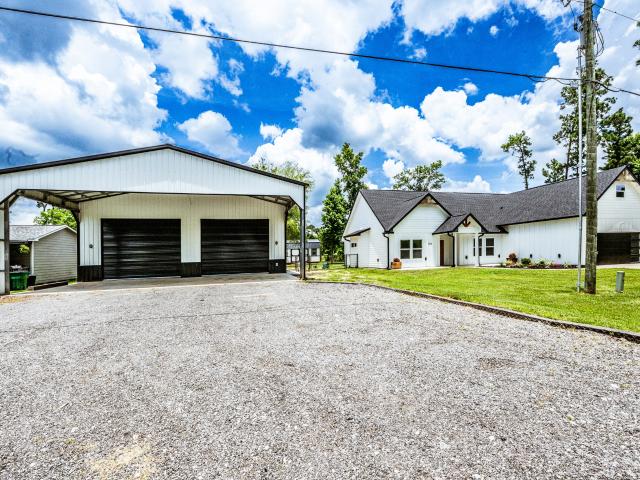 House for sale in Onalaska, Polk County
