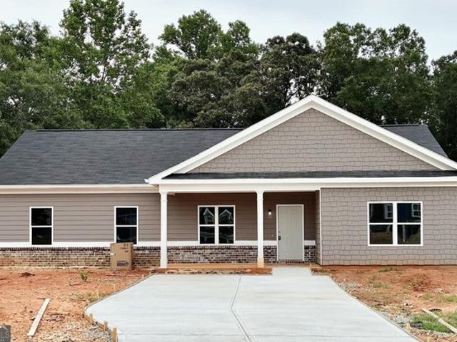 House for sale in Statham, Georgia