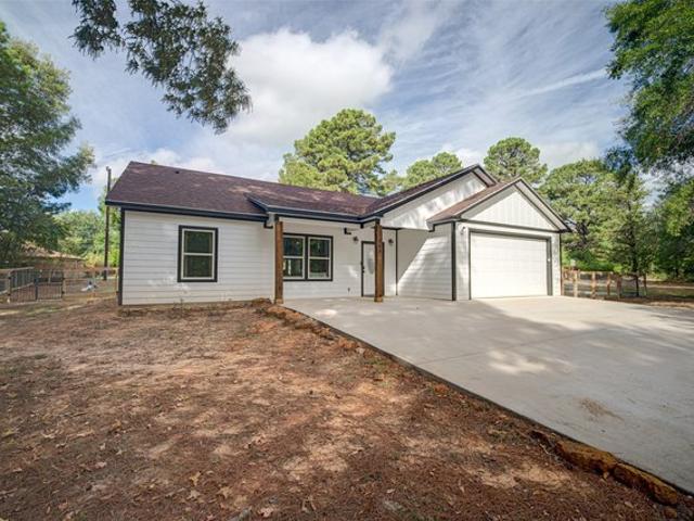 House for sale in Quitman, Wood County