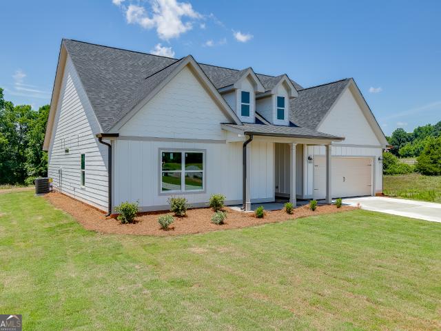 House for sale in Hartwell, Georgia