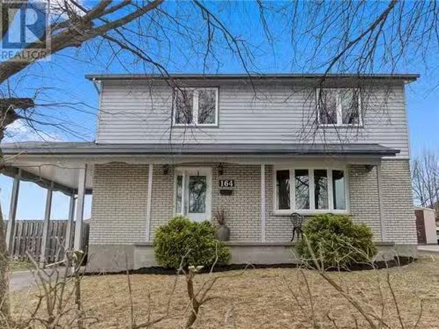 House for sale in Wanup, Ontario
