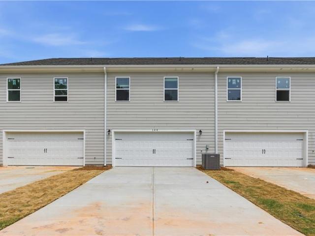 Townhouse for sale in Mcdonough, Georgia