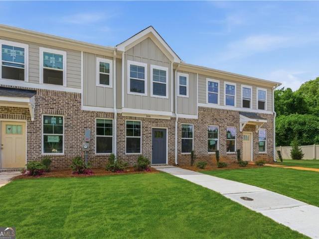 Townhouse for sale in Mcdonough, Georgia
