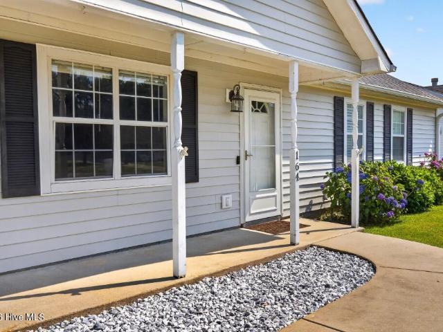 House for sale in Hubert, North Carolina