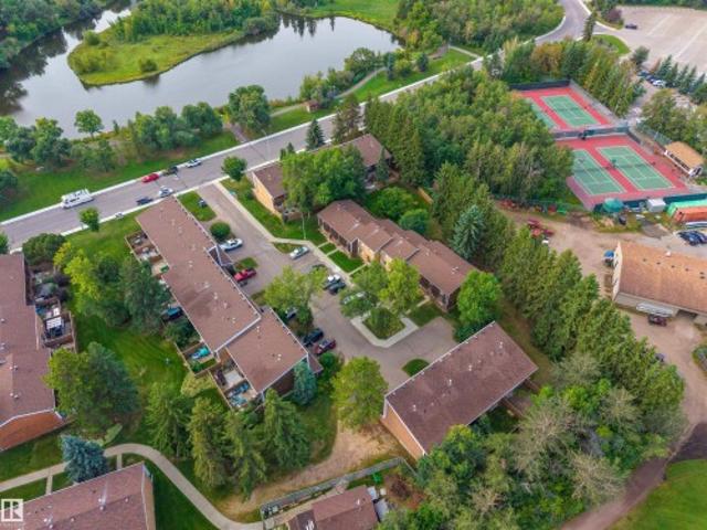Townhouse for sale in Broadmoor Estates, Sherwood Park