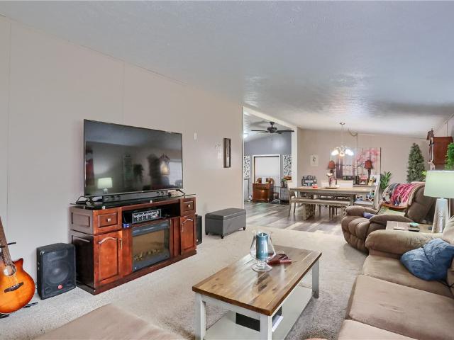 House for sale in Edinburg, Pennsylvania
