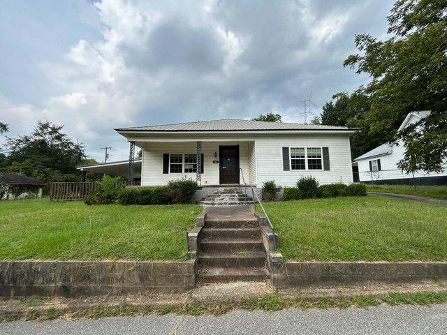 House for sale in Brundidge, Alabama