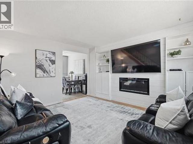 Townhouse for sale in Kitchener, Ontario